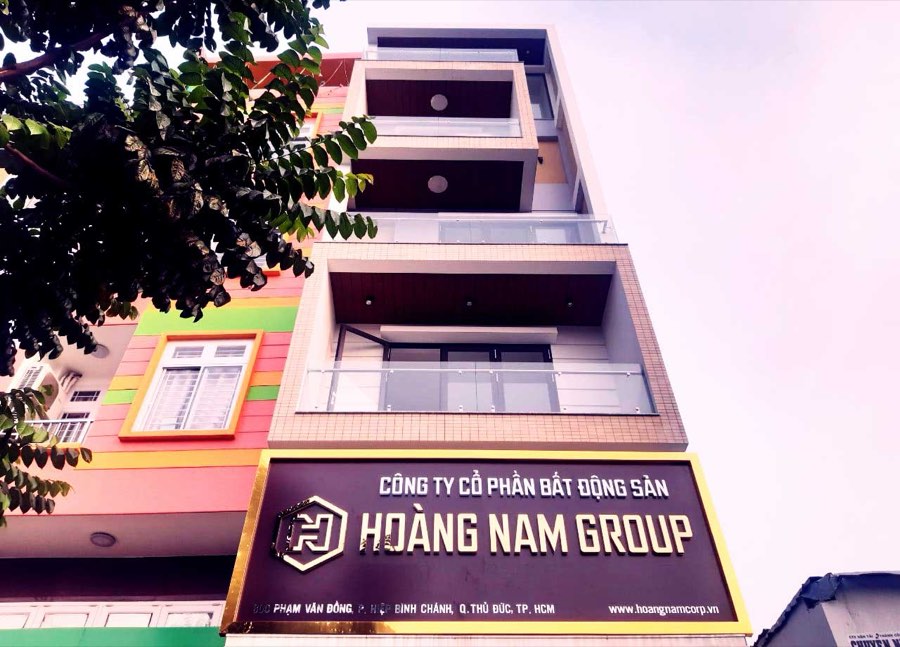 Trụ sở Công ty Cổ phần Bất động sản Hoàng Nam Group trên đường Phạm Văn Đồng, Thủ Đức