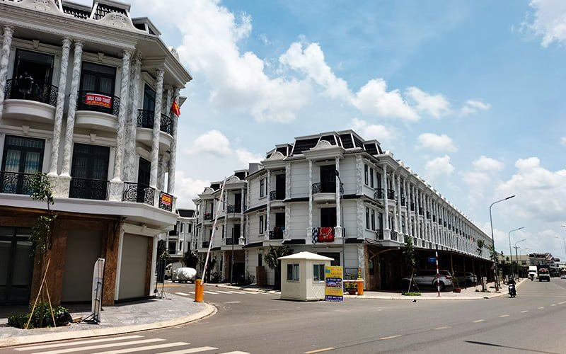 Dãy shophouse Royal Town Bình Dương mặt tiền đường Nguyễn Thị Khắp